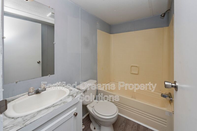 886 Frye Road property image