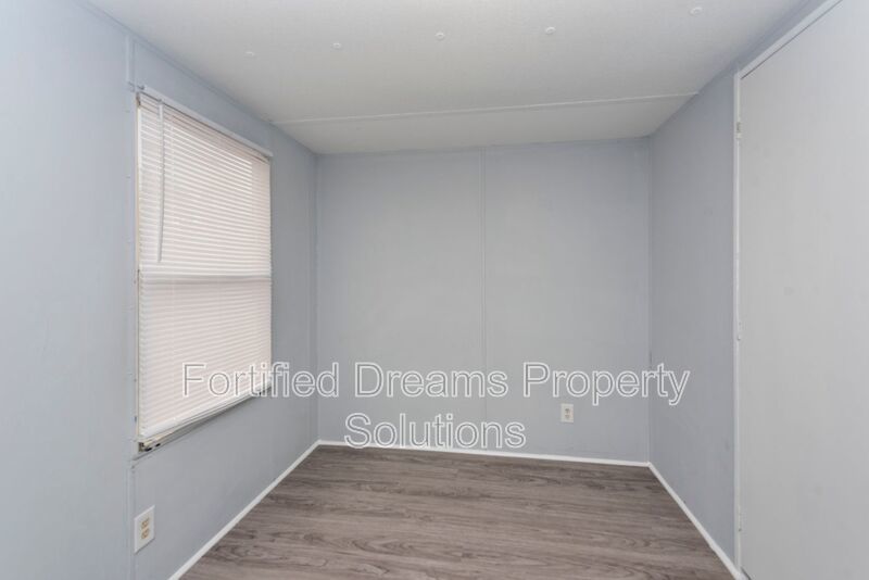 886 Frye Road property image