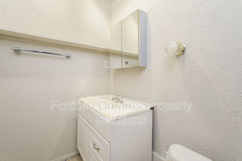 Room to Live, Play & Park – Spacious 3BR Home in Winston-Salem property image