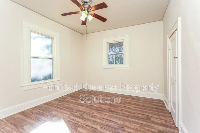2 Bed 1 Bath Home with Spacious Front Porch Ready Now property image