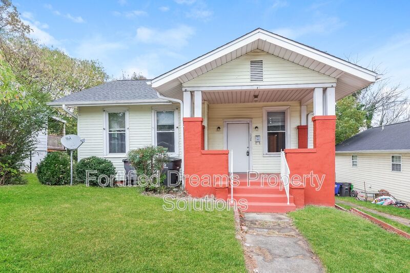 Well-located 3-bedroom, 1-bath single-family home property image