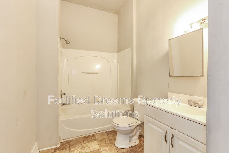 Well-located 3-bedroom, 1-bath single-family home property image