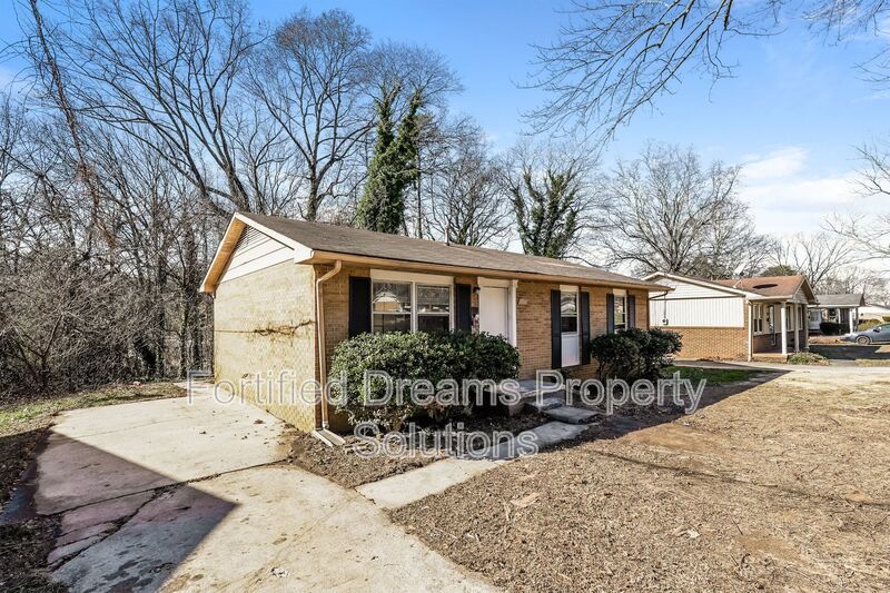 1316 Pleasant Street property image