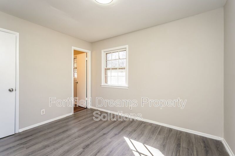 1316 Pleasant Street property image