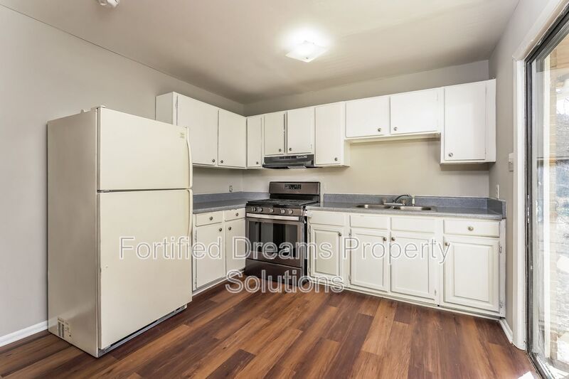 1316 Pleasant Street property image