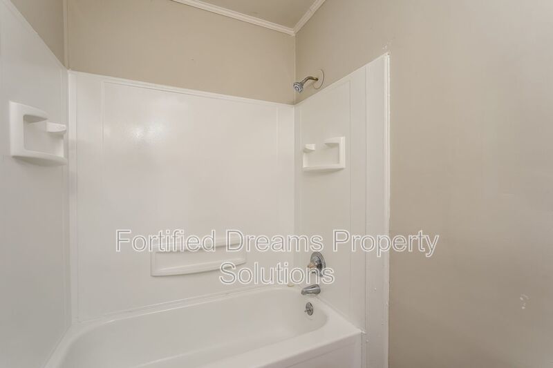 1316 Pleasant Street property image