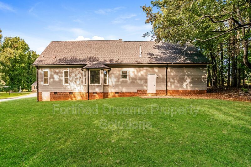 SNOW SPECIAL! MOVE IN FEBRUARY GET $500 off 1st MTH RENT!!!!! property image