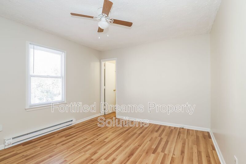 1211 Vance St | 3 Bed, 1.5 Bath Home in Greensboro property image