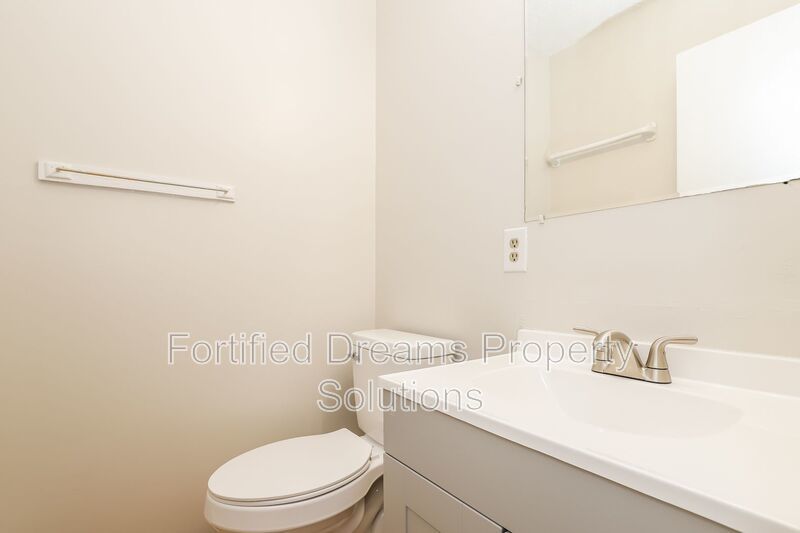 1211 Vance St | 3 Bed, 1.5 Bath Home in Greensboro property image