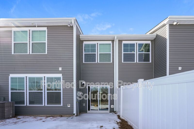 Newly Constructed 3Bedroom 2.5 Bathroom townhouse in Kernersville property image