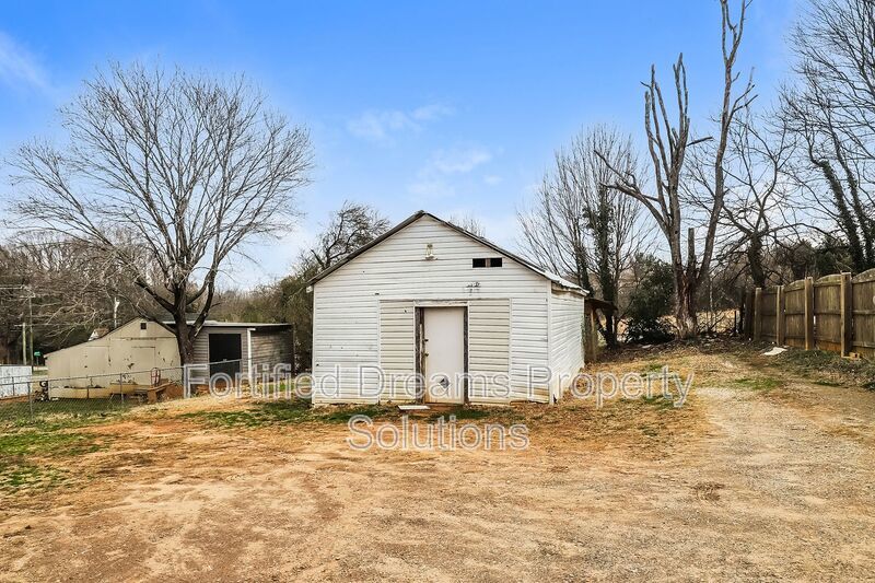Winston Salem | 3 Bedroom 1 Bath | Detached Storage & Parking property image