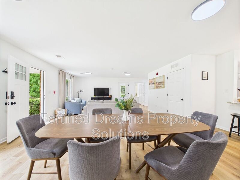 The Ransom Estate: 9BR Oasis Near WFU & Reynolda property image