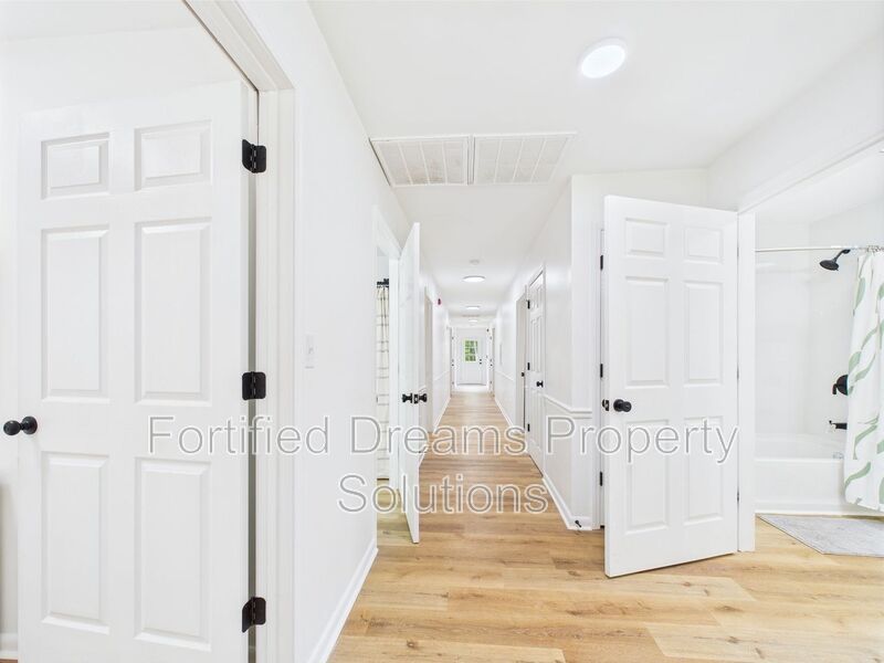 The Ransom Estate: 9BR Oasis Near WFU & Reynolda property image