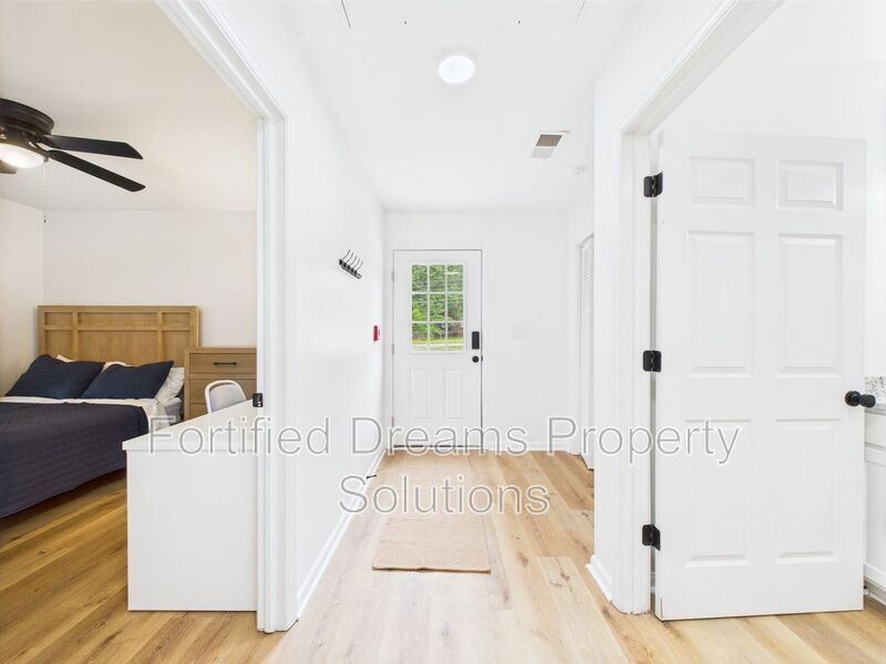 The Ransom Estate: 9BR Oasis Near WFU & Reynolda property image