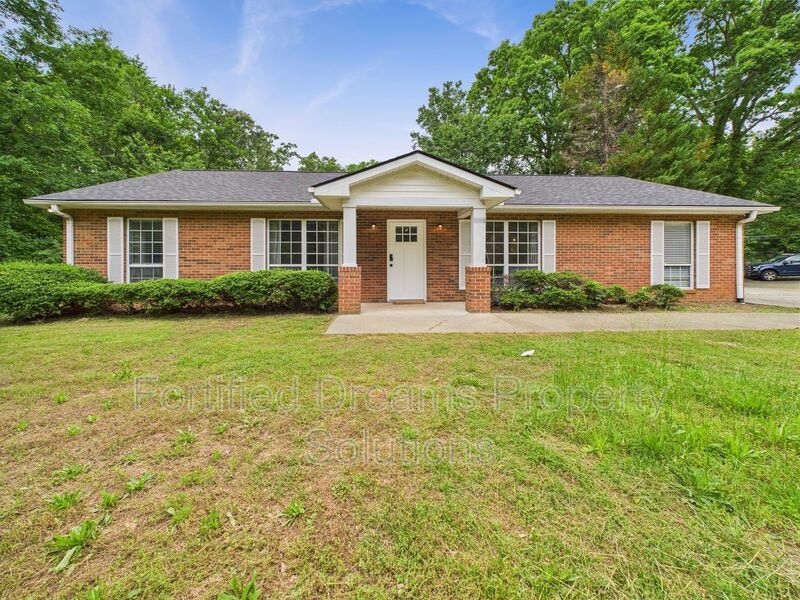 The Ransom Estate: 9BR Oasis Near WFU & Reynolda property image