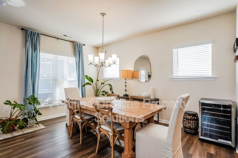 The Finest Fully Furnished Home! property image