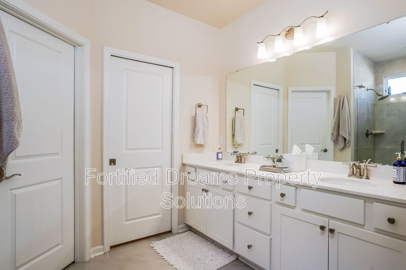 The Finest Fully Furnished Home! property image