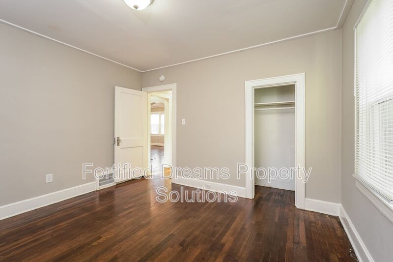 Charming 4 Bedroom 1 Bath Home in Winston-Salem!! Accepting Housing Vouchers!! property image