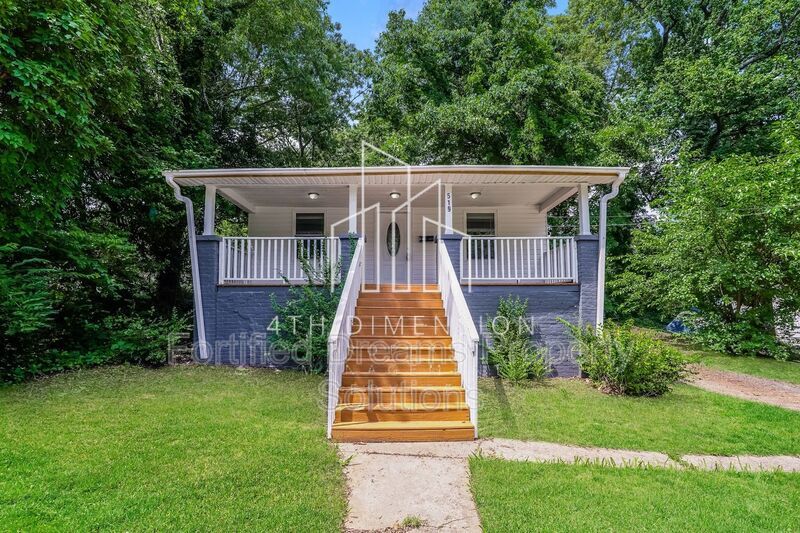 Charming 4-Bedroom Home in Winston-Salem - Spacious 1242 Sq Ft at 519 West 20th Street! property image