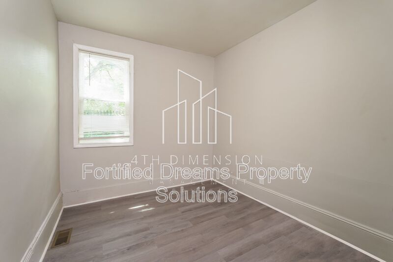 Charming 4-Bedroom Home in Winston-Salem - Spacious 1242 Sq Ft at 519 West 20th Street! property image