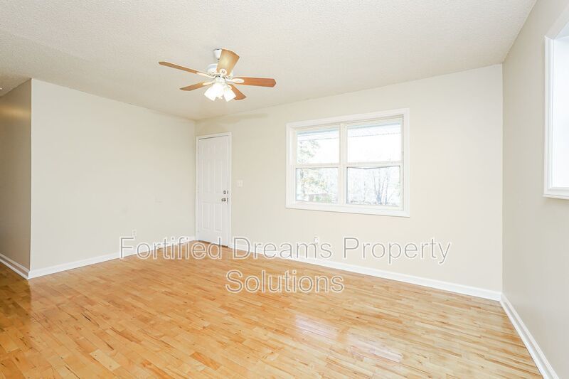 A Cozy Greensboro Rental at 818 Waugh Street property image