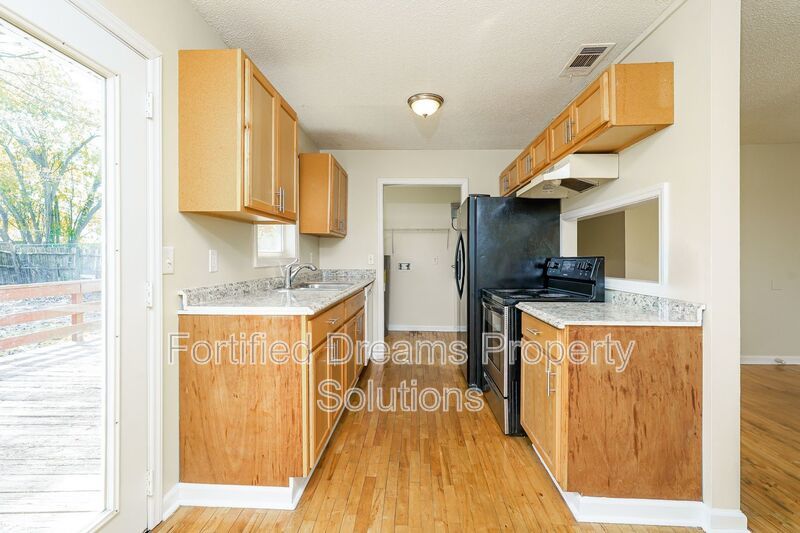A Cozy Greensboro Rental at 818 Waugh Street property image