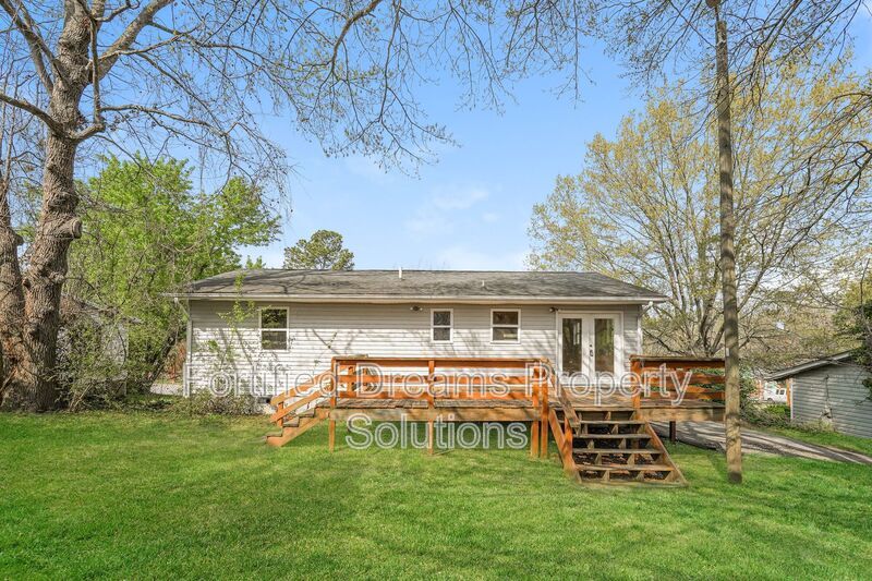 A Cozy Greensboro Rental at 818 Waugh Street property image