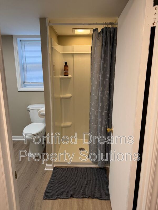 Maywood Muse The Stylish GSO City Retreat | Walkable Vibes & Historic Charm property image