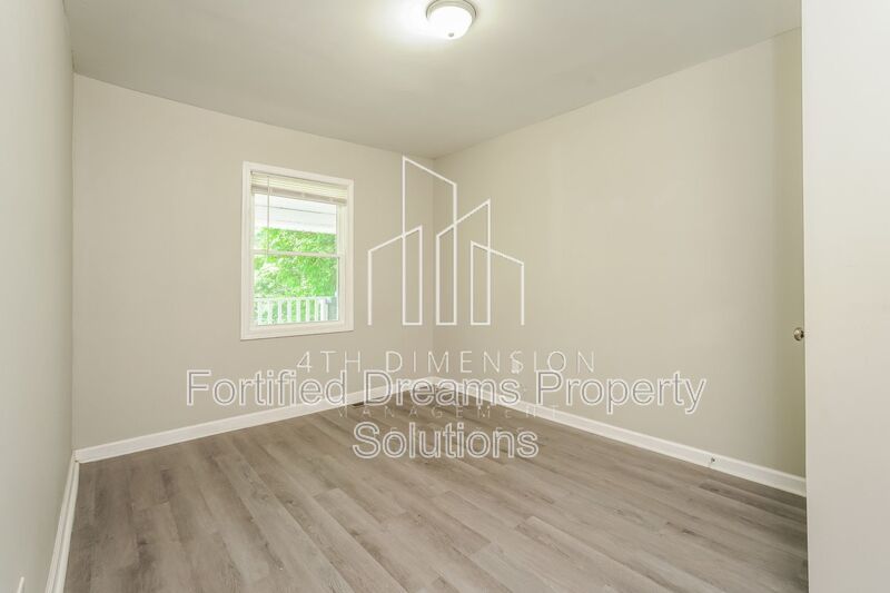 Charming 4-Bedroom Home in Winston-Salem - Spacious 1242 Sq Ft at 519 West 20th Street! property image