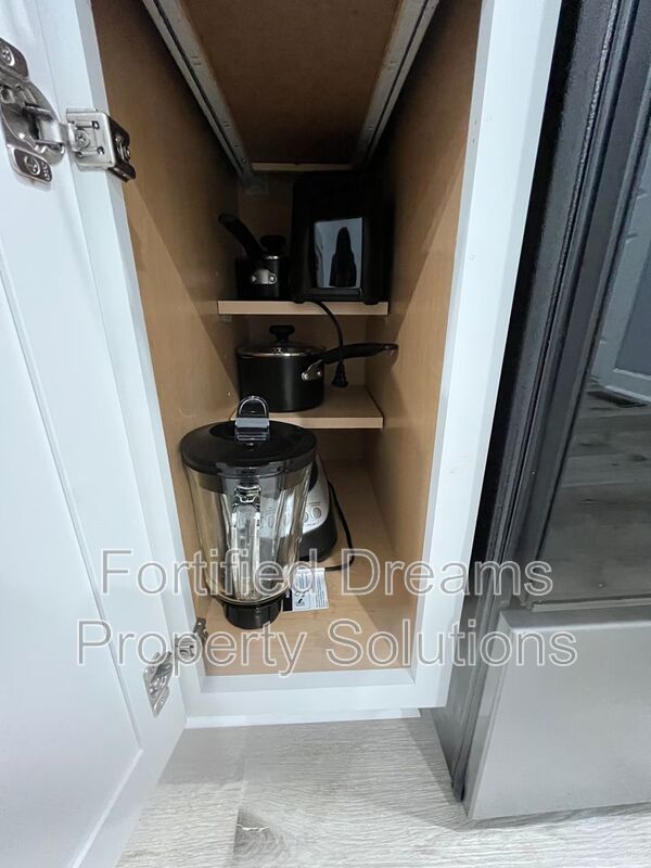 Spacious 4-Bedroom Fully Furnished Mid-Term Rental in Asheboro | Move-In Ready! property image