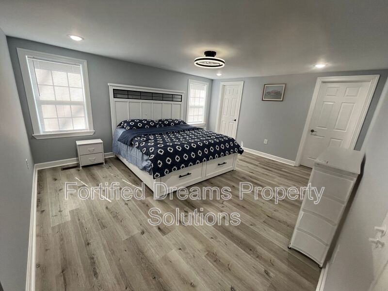 Spacious 4-Bedroom Fully Furnished Mid-Term Rental in Asheboro | Move-In Ready! property image