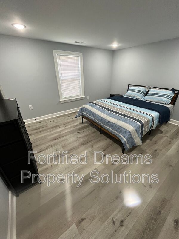 Spacious 4-Bedroom Fully Furnished Mid-Term Rental in Asheboro | Move-In Ready! property image