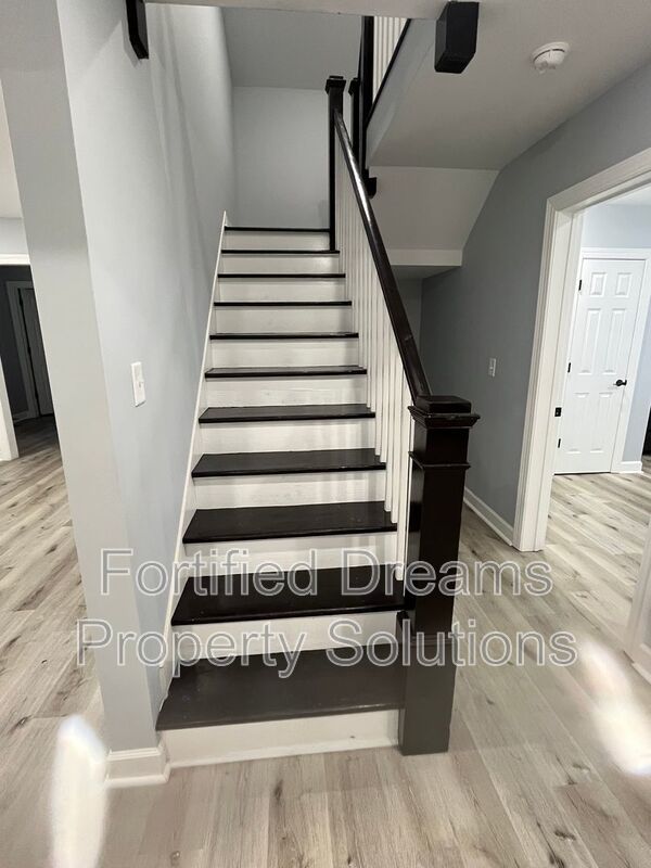 Spacious 4-Bedroom Fully Furnished Mid-Term Rental in Asheboro | Move-In Ready! property image