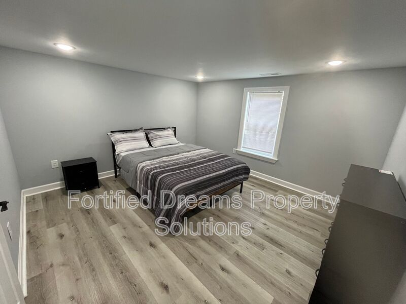 Spacious 4-Bedroom Fully Furnished Mid-Term Rental in Asheboro | Move-In Ready! property image