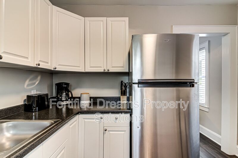 Turn-Key Furnished Mid-Term Stay with Modern Updates in Greensboro property image