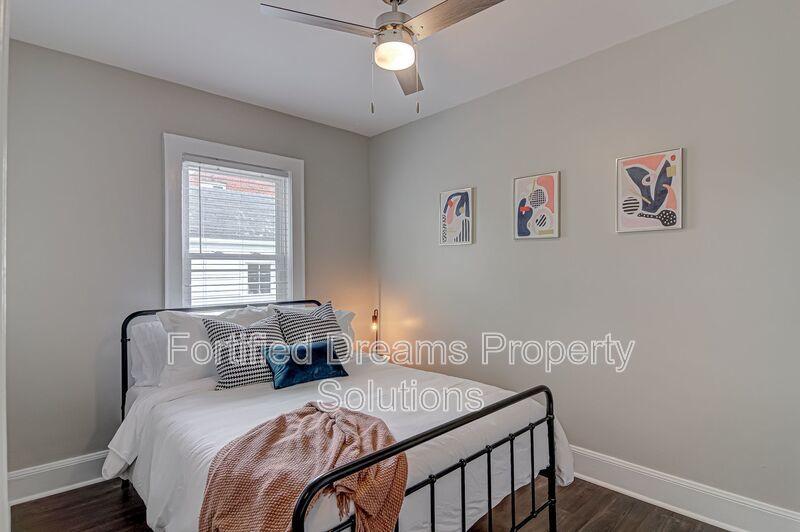 Turn-Key Furnished Mid-Term Stay with Modern Updates in Greensboro property image