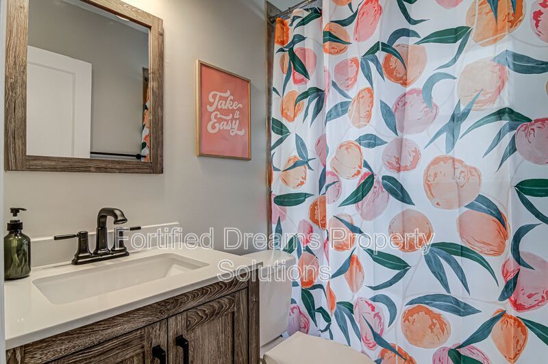 Turn-Key Furnished Mid-Term Stay with Modern Updates in Greensboro property image