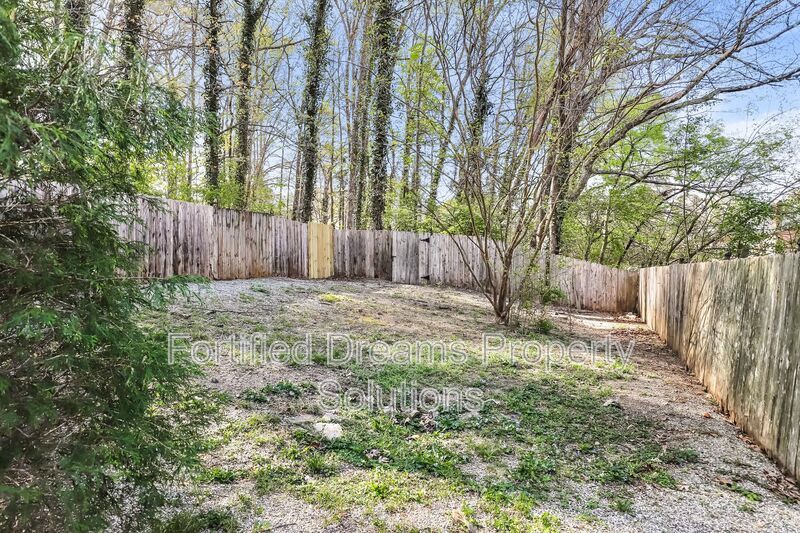 Maywood Muse The Stylish GSO City Retreat | Walkable Vibes & Historic Charm property image