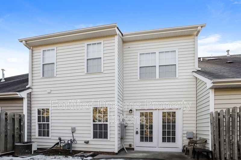 103 Eva Dr Gibsonville NC 27249 property image