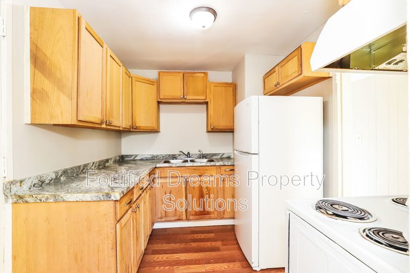 Spacious 4-Bed, 2-Bath Home in Winston-Salem, NC!! property image