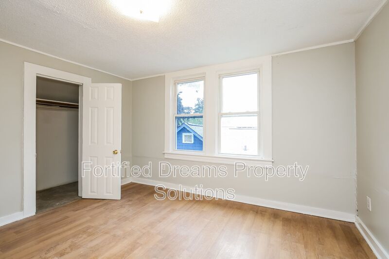 Rent by the Room for Rent in Winston Salem property image
