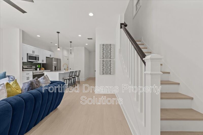Are you ready to be WOW'ed in Downtown Liberty? THIS IS IT! property image