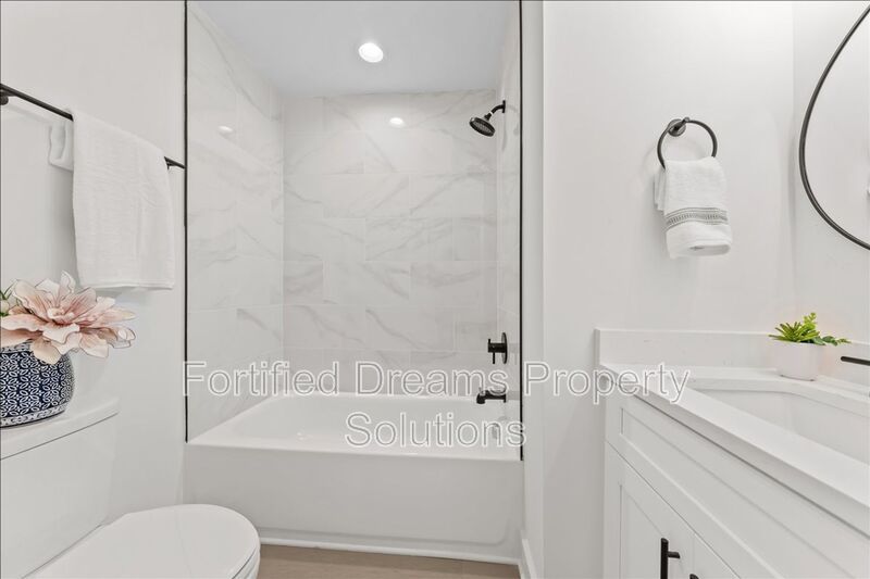 Are you ready to be WOW'ed in Downtown Liberty? THIS IS IT! property image