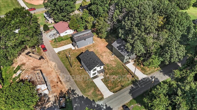 Are you ready to be WOW'ed in Downtown Liberty? THIS IS IT! property image