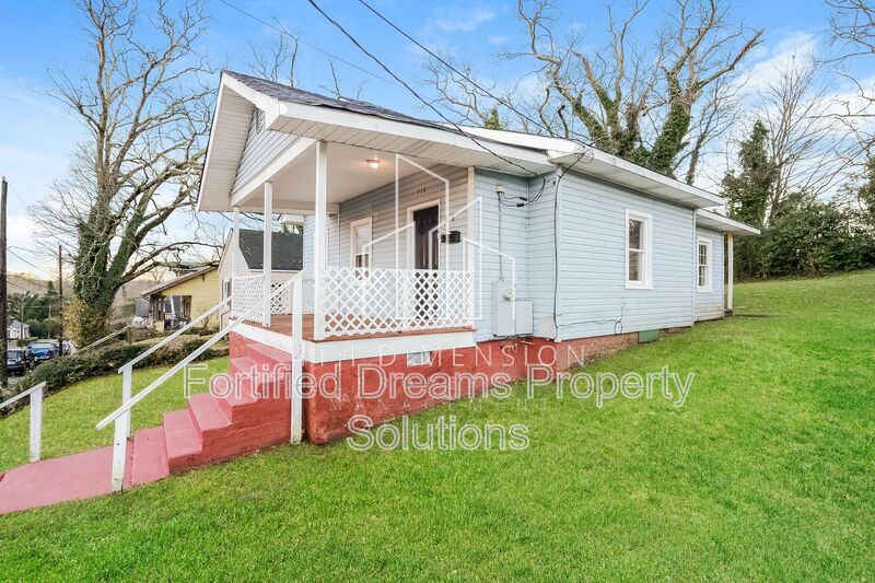 918 Camel Ave Winston Salem, NC property image