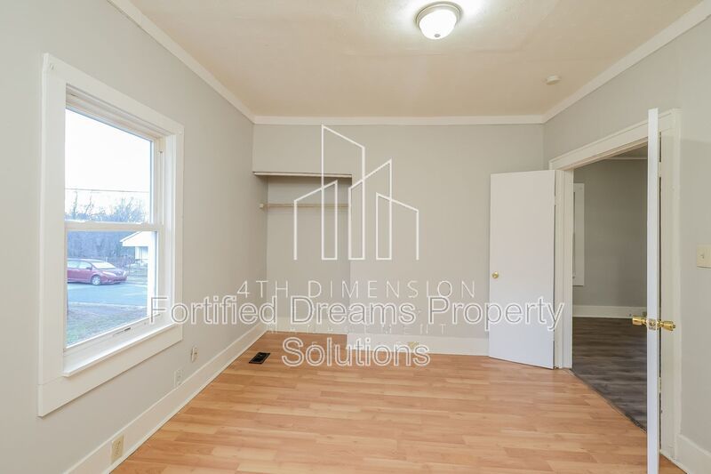 918 Camel Ave Winston Salem, NC property image