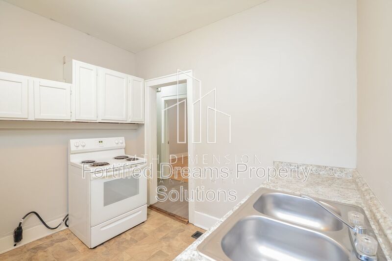 918 Camel Ave Winston Salem, NC property image