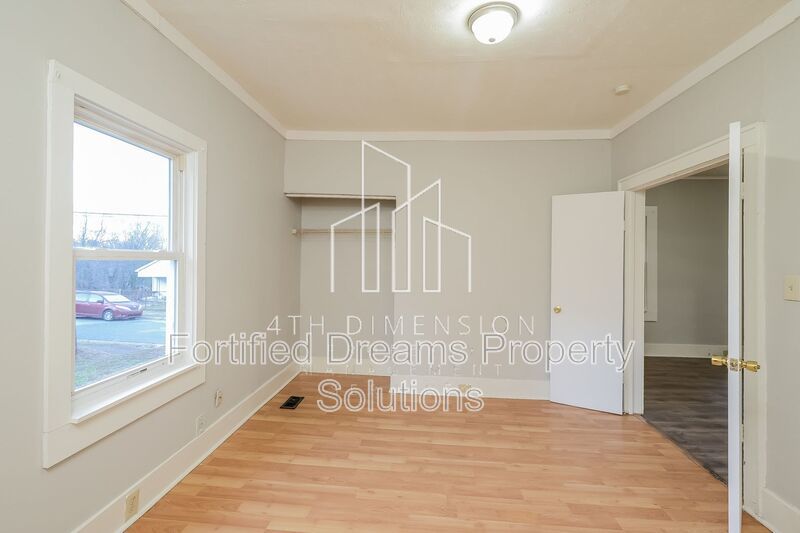 918 Camel Ave Winston Salem, NC property image