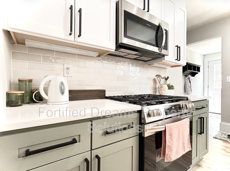 Effortless Living in Winston-Salem – 1BR w/ WiFi + Utilities Included property image