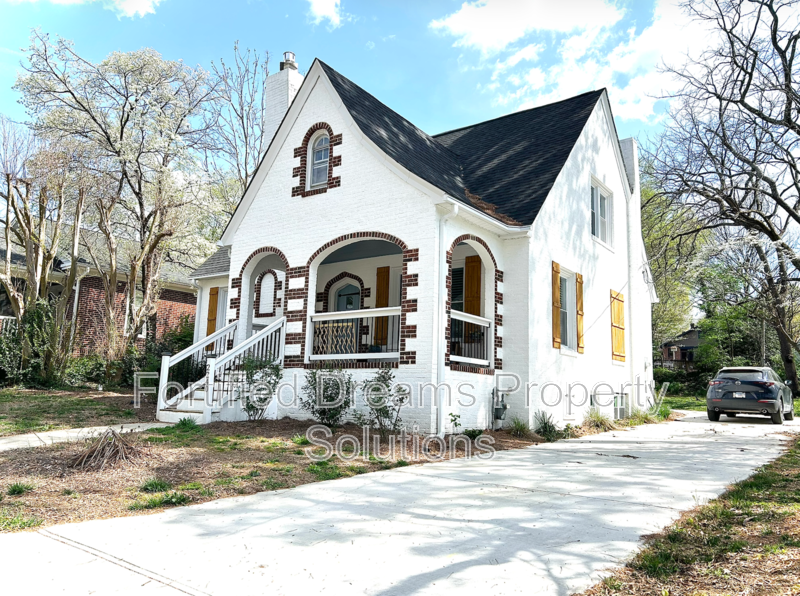 Effortless Living in Winston-Salem – 1BR w/ WiFi + Utilities Included property image